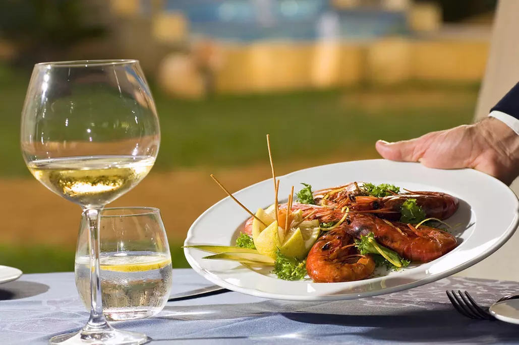 Sicilia 4*: camera con colazione o mezza pensione al Mahara Hotel