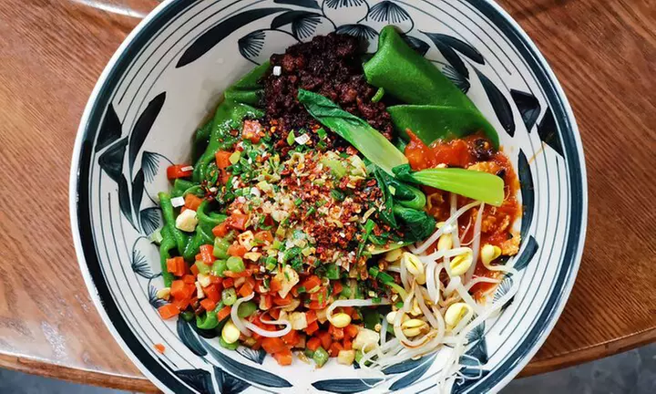 Explore Day or Night Flavors of Flushing Food Tour for Up to 4 People 