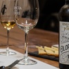 Image 1: Visita a bodega y cata de 5 vinos premiados o almuerzo/cena para 2 o 4