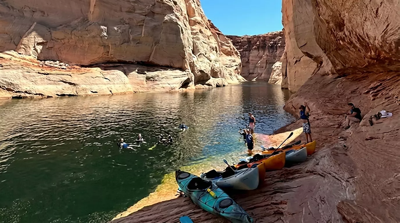 Explore Lake Powell & Antelope Canyon: Guided Kayak & Hike Tour with Paddle Express