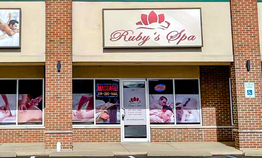 Image 2: One 60-Min Swedish Massage with Hot Stone for One or Two or Head Spa