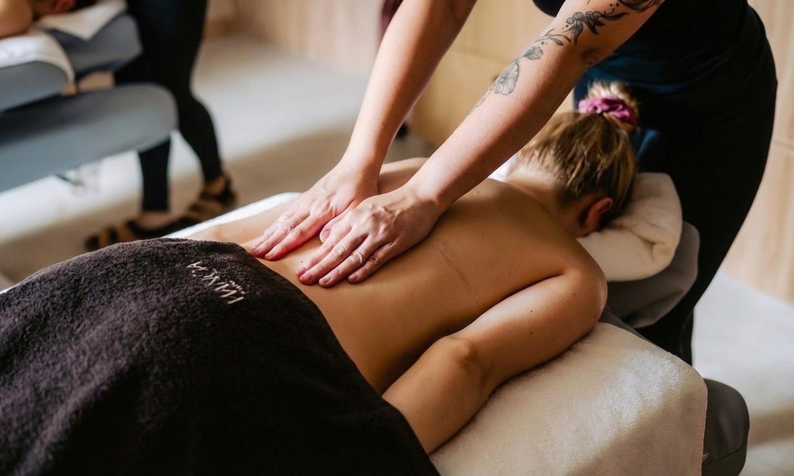 Dzień pełen spokoju: Całodniowe saunowanie i wybrany masaż