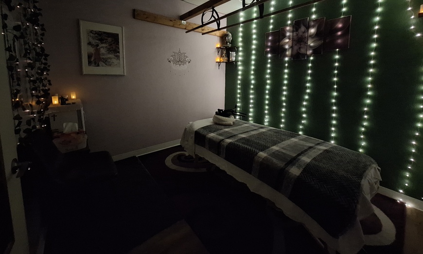 Image 2: Custom Aromatherapy Massages
