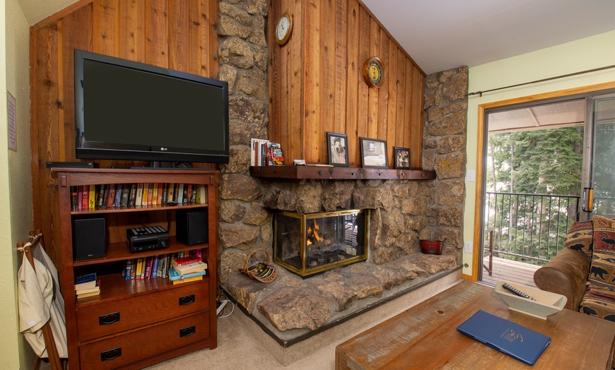 Image 5: Mountain-View Condos in Colorado with Indoor Pool & Shuttle Access