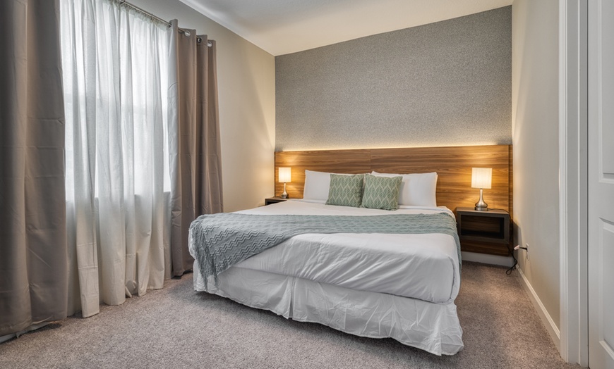 Image 44: Resort Retreat in Orlando’s Vacation Corridor with Private Pools