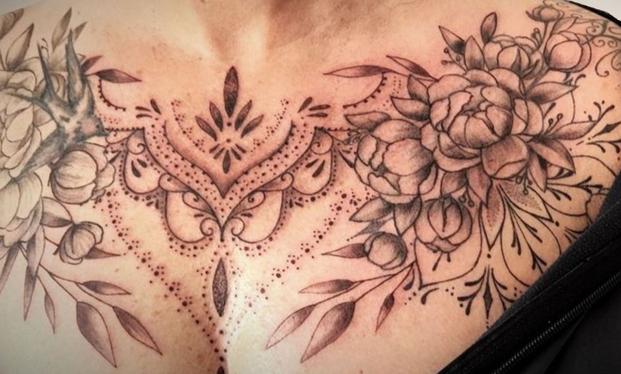 Image 2: 50 oder 100 € Wertgutschein anrechenbar auf Tattoo-Dienstleistungen