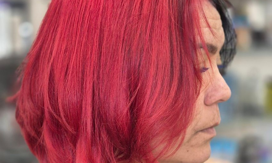 Image 5: Up to 42% Off on Salon at Glamurs beauty studio