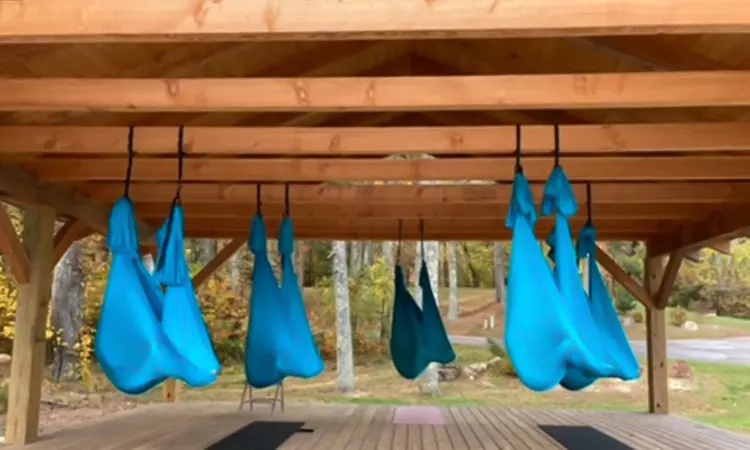 Unlimited 4 Weeks, Private, 3-Class, or 5-Class Aerial Yoga Sessions