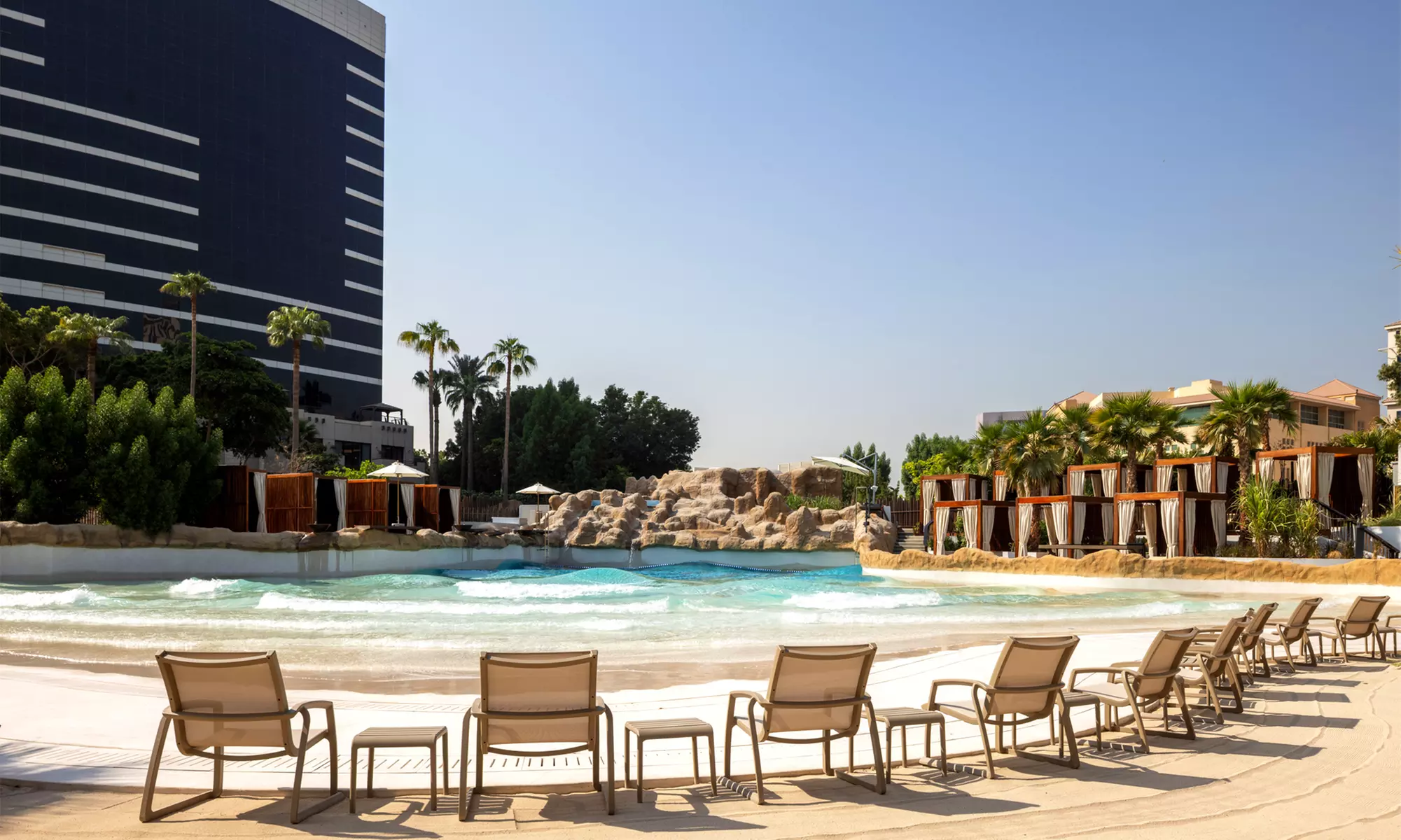 5*Dubai: One-Night Stay with Breakfast and Waterpark Access