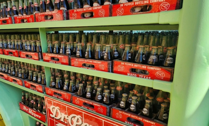 Image 3: Your Choice of 1, 2 or 4 Combos & Ice Creams for 1, 2 or 4 People