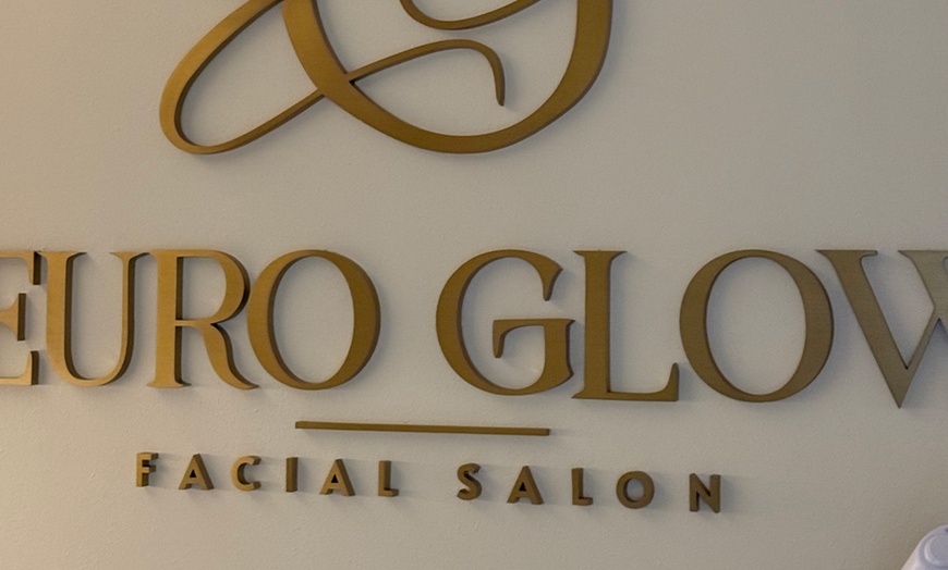 Image 7: Up to 70% Off on HydraFacial at Euro glow facial salon