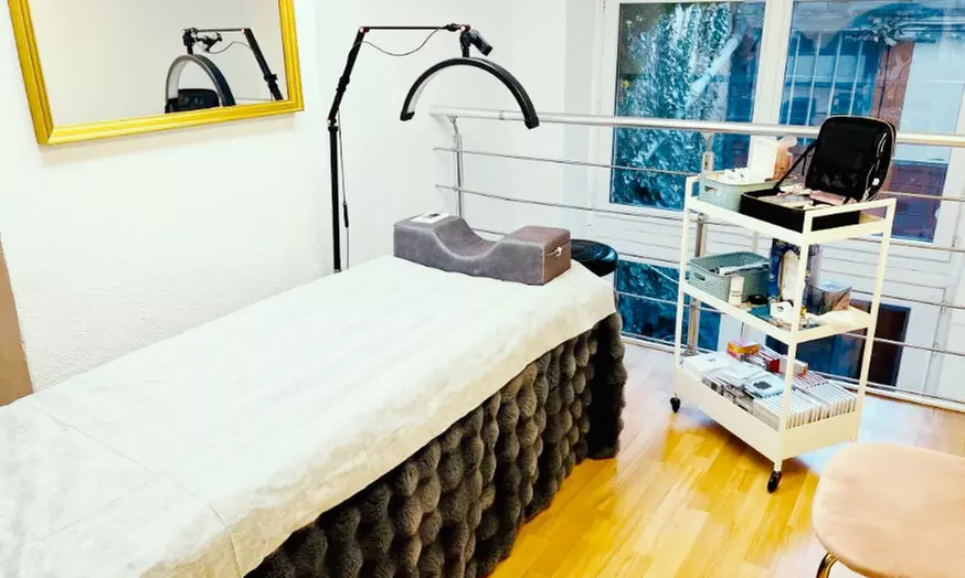 Beauté des mains ou pieds : vernis semi-permanent ou pose américaine