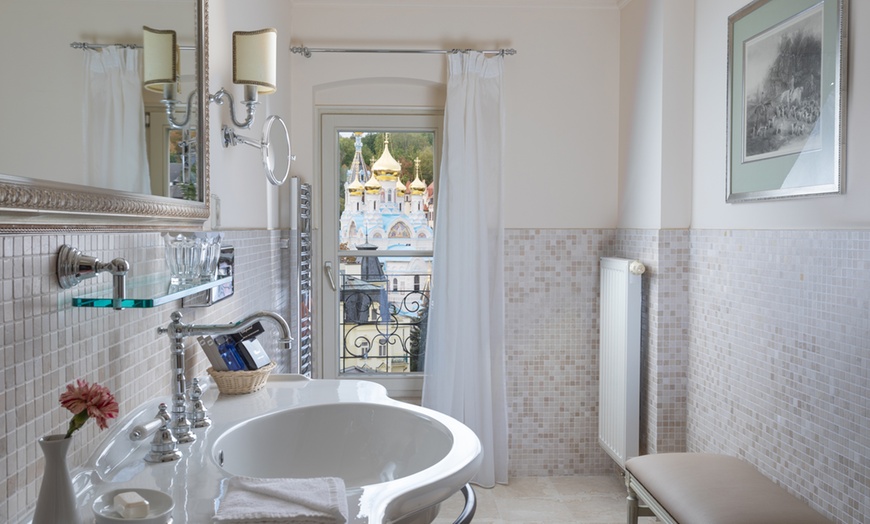 Image 5: Karlsbad: Superior-Doppelzimmer mit Frühstück oder Halbpension