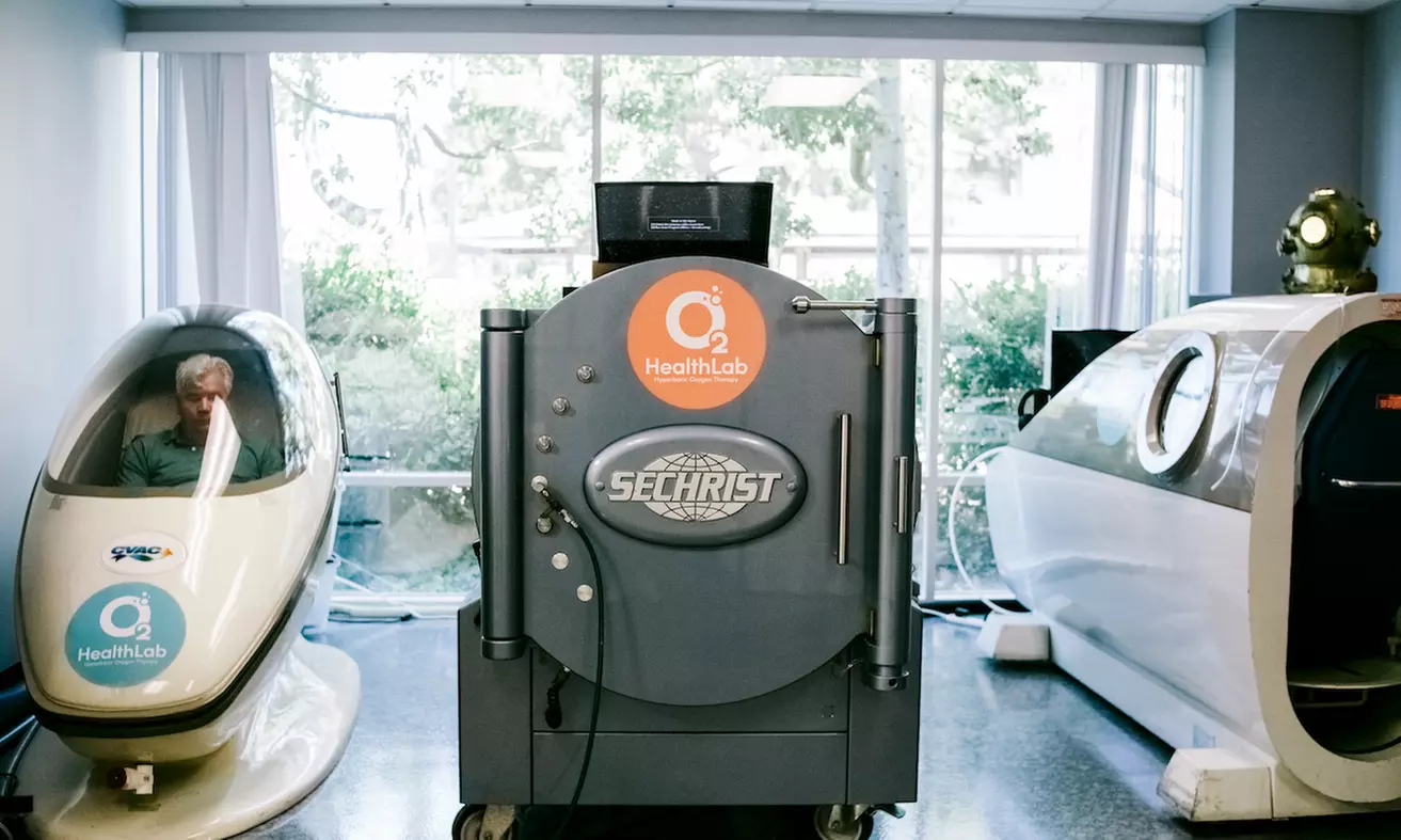 One or Three Hyperbaric Oxygen Therapy Sessions at O2 Health Lab, Mission Viejo (Up tO 72% Off)  - Primary Image
