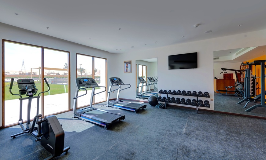 Image 6: 4* Abu Dhabi: One or Two-Night Stay with Suhour