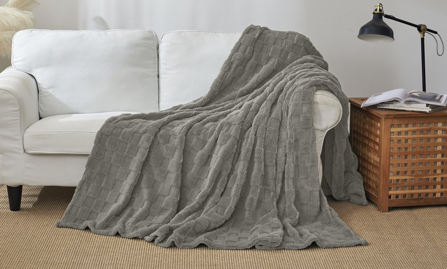 Image 19: Kuscheldecke mit oder ohne Fransen