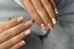 Uñas acrílicas con permanente y decoración o manicura y pedicura para 1 persona, ahorra un 50% - Image 4
