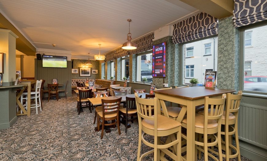 Image 20: The Mackintosh Hotel Cardiff Delicious Dining Experiences for Two