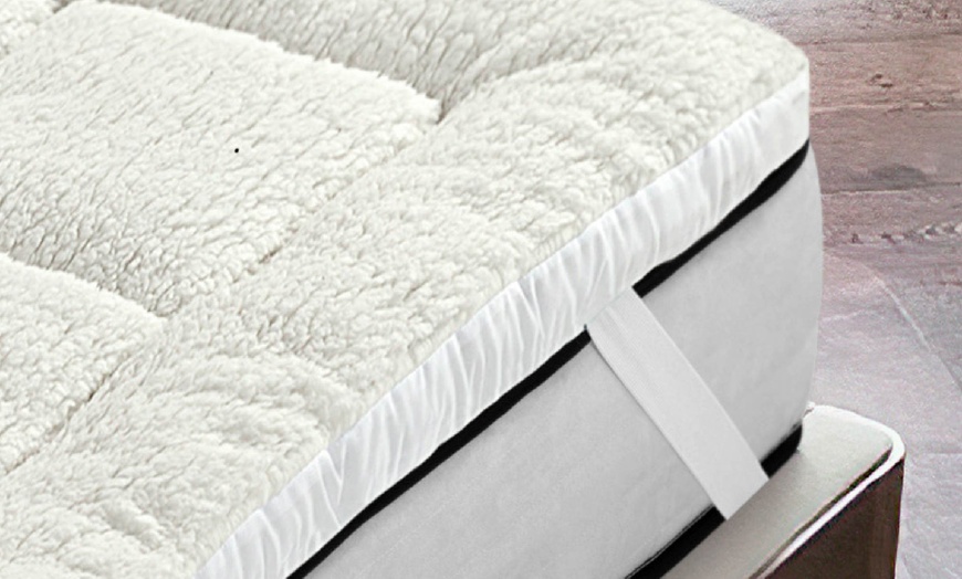 Image 3: Sobrecolchón reversible para las 4 estaciones de 3,5 cm