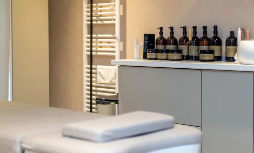 Image 3: Head spa au Salon Hairgize