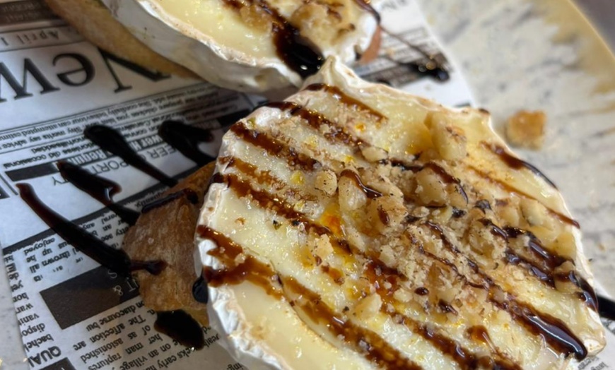 Image 7: Menú de brunch para 2 o 4 con bebida fría y caliente, tosta y postre