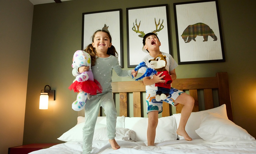 Image 8: Family-Friendly Waterpark Resort in Manteca with Water Park Passes
