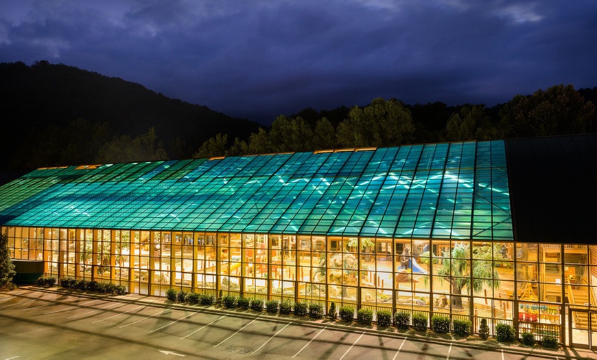 Image 32: Resort With Attractions Near Great Smoky Mountains National Park