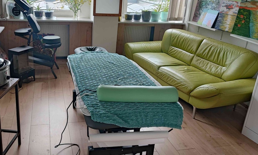 Image 2: Regeneracja z leczniczym masażem pleców – 30 lub 60 minut