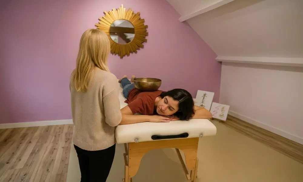 Kom volledig tot rust met een klankschaalmassage of Reiki