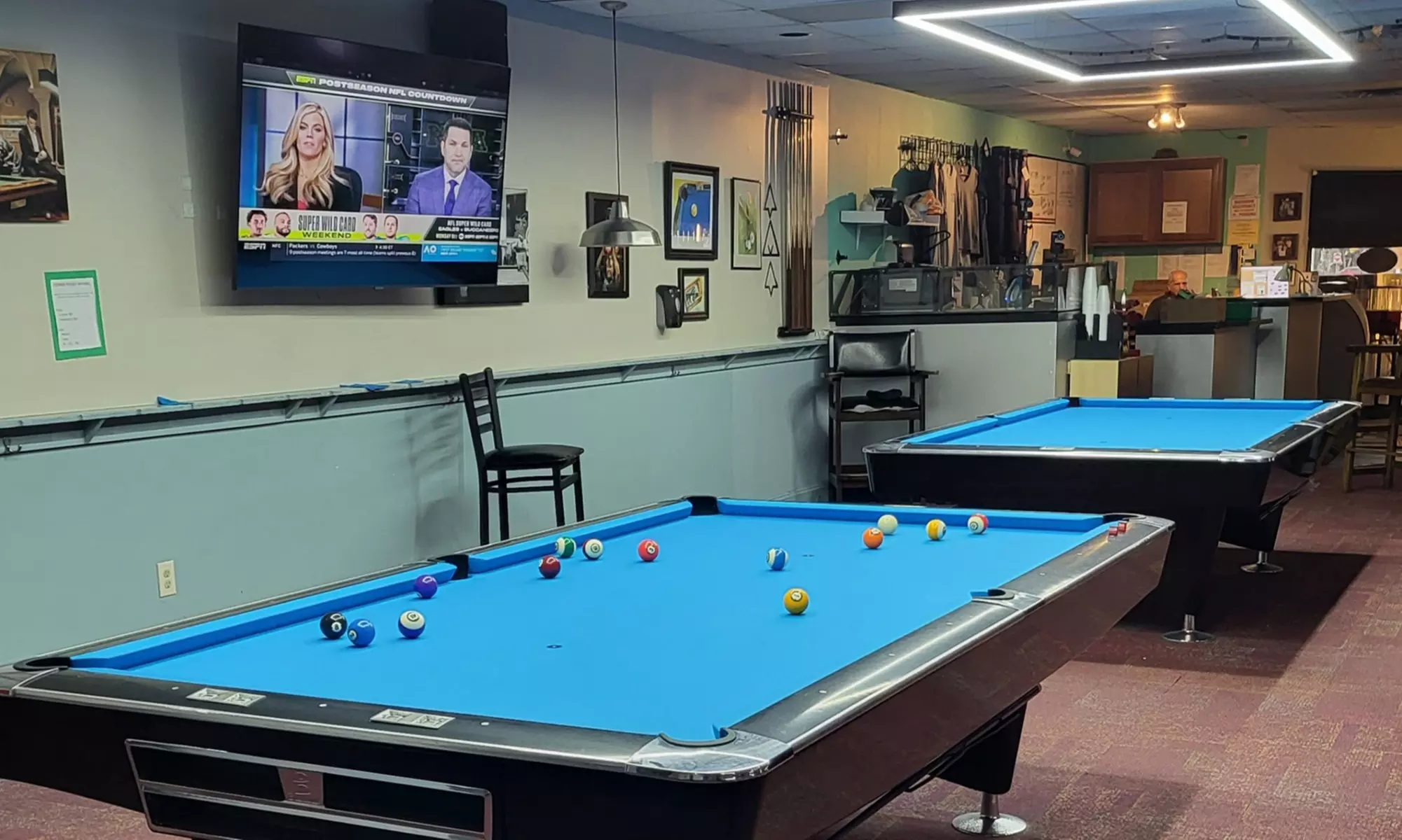 Ultimate Fun Awaits with Two Hours of Pool for 2 or 4 People 