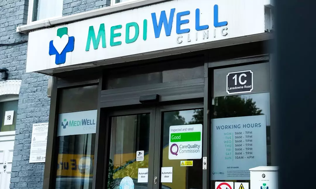 One BlancOne Laser Teeth Whitening Session