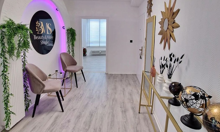 Image 2: Microblading für beide Augenbrauen für 1 Person