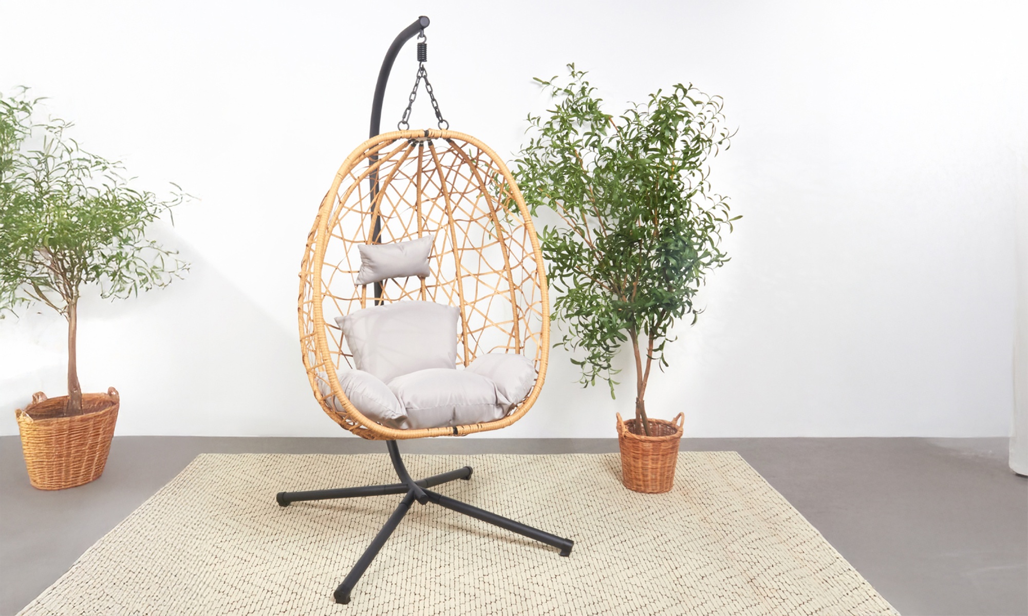 Fauteuil suspendu effet rotin "Lima" de Kocoon