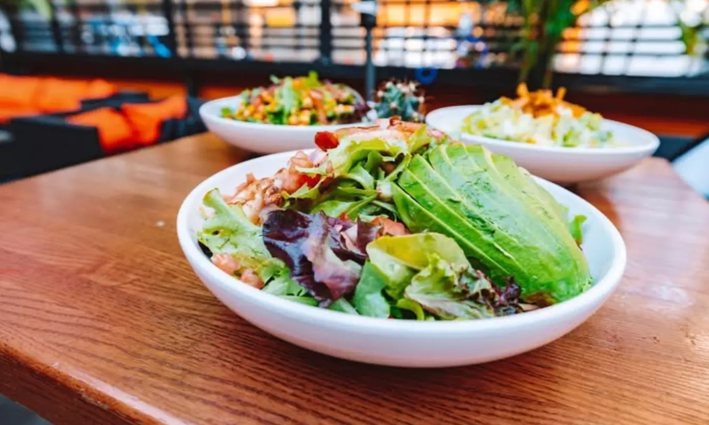 Dinner for 4: Appetizer, Entrées & Dessert – Valid Tue to Fri Only