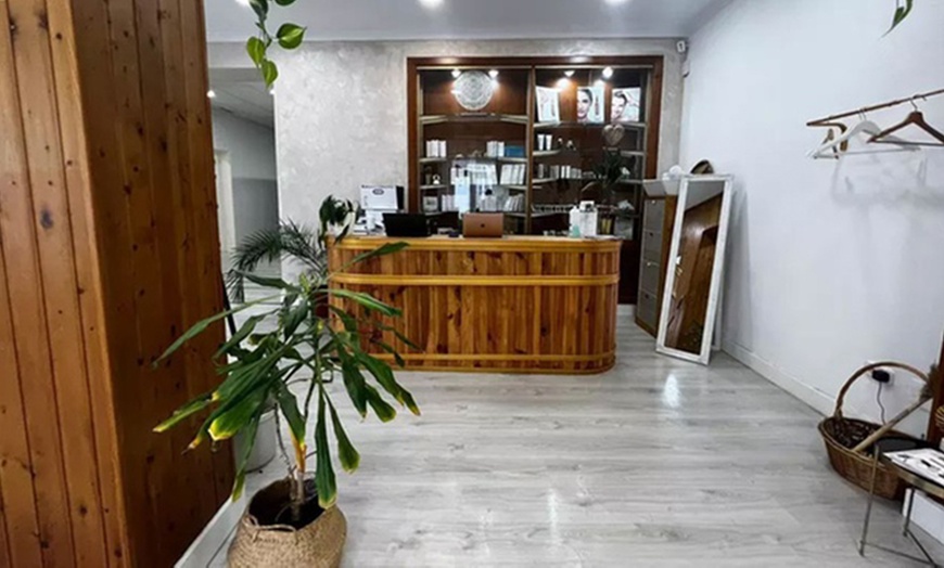 Image 7: Limpieza facial básica o profunda diamond con opción a extras para 1