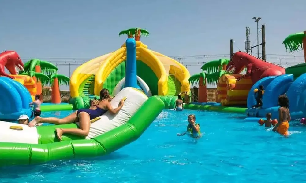 Fiesta Parc : manèges, gonflables et parc aquatique