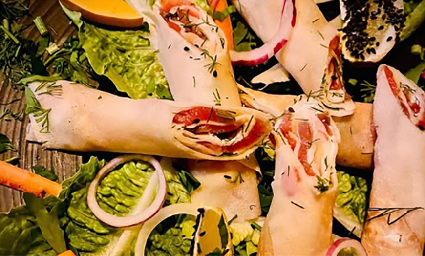 Image 5: Raffiniertes osteuropäisches 2-Gänge-Menü für 2 - 4 Personen