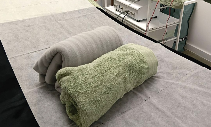 Image 6: Transform Your Body! Contouring Sessions with 4 Advanced Technologies