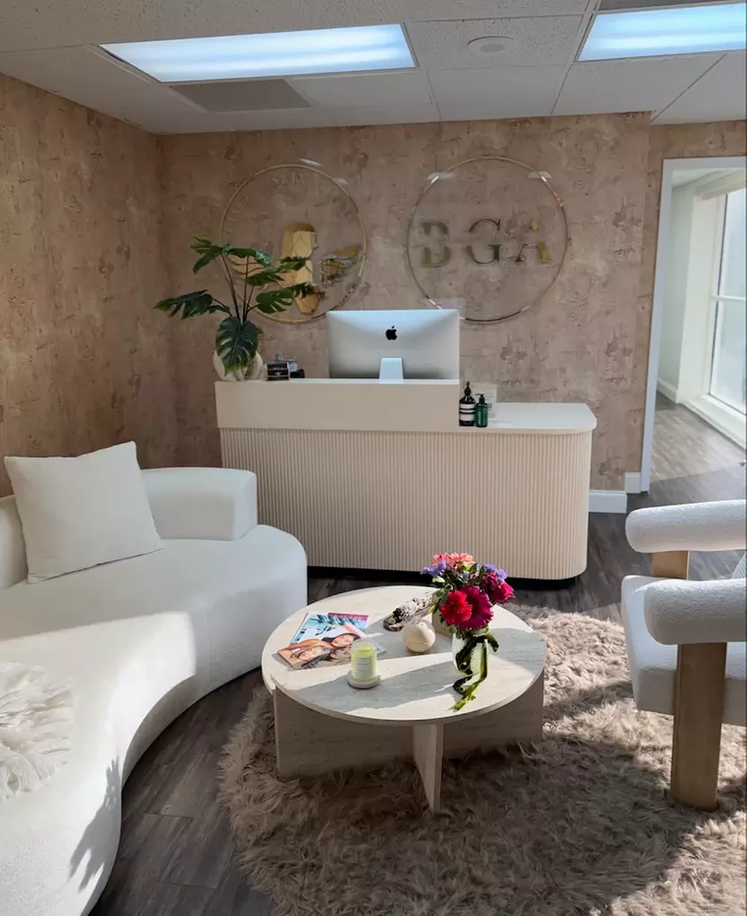 Get Classic/ Volume/ Hybrid Lash Extensions (Up to 60% Off)