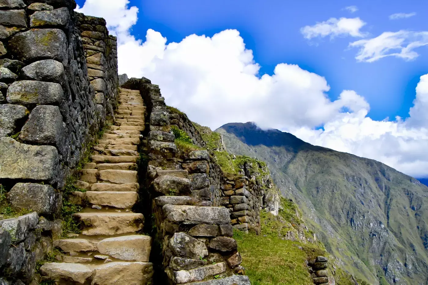 ✈ 6-Day Peru Vacation with Air from Great Value Vacations
