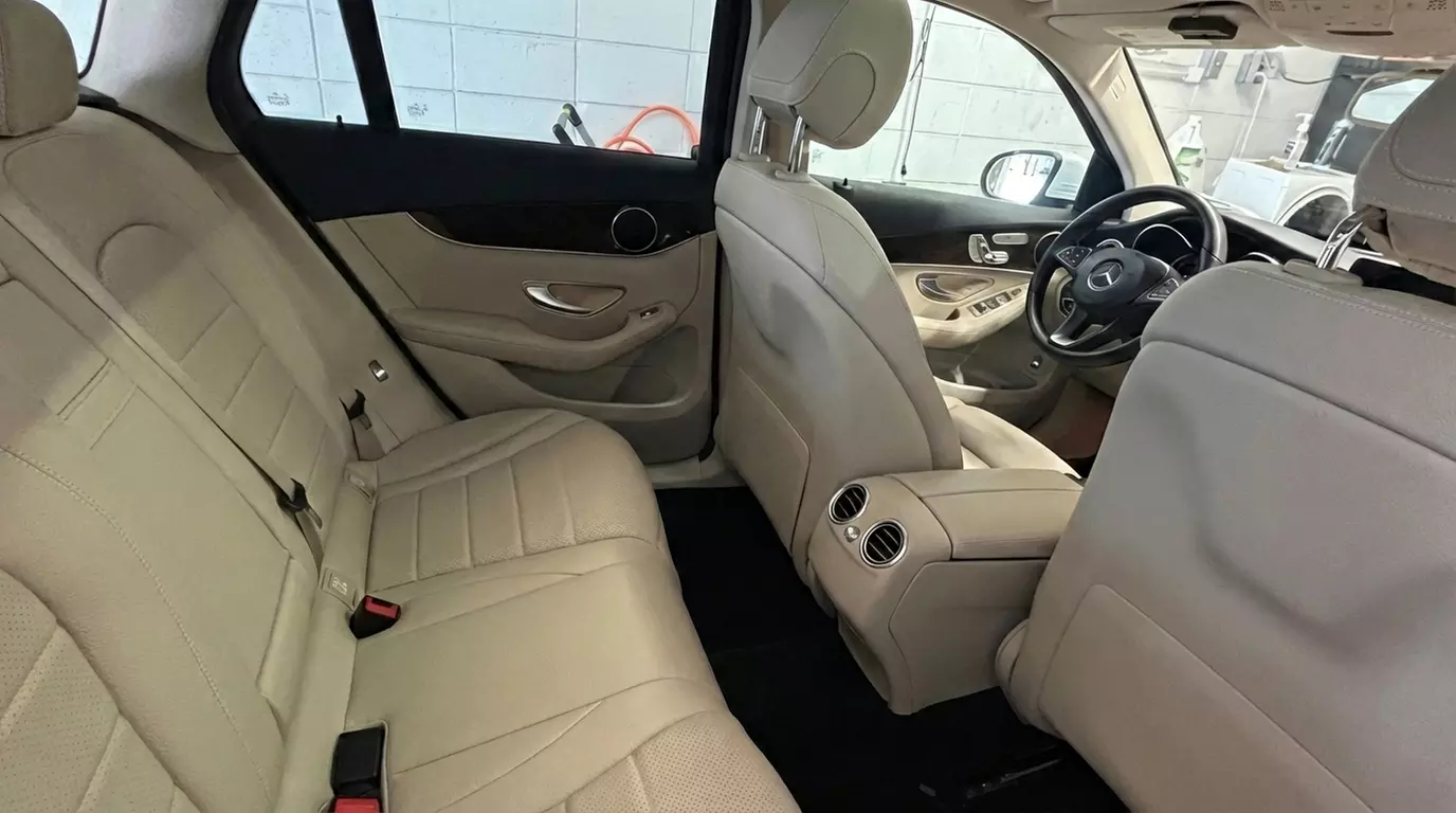 Complete Gold and Interior and Exterior Detailing for Cars, or Trucks