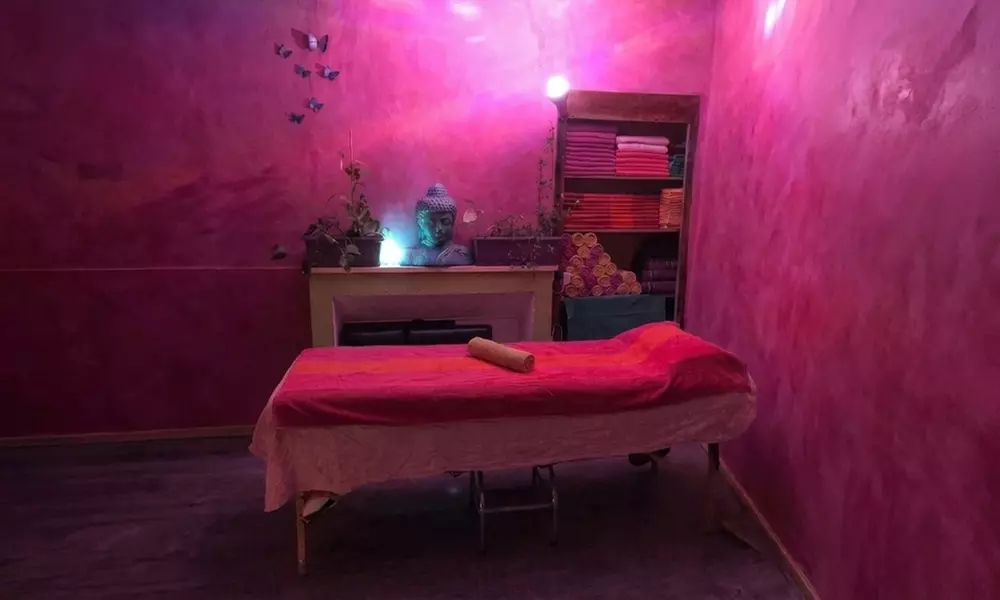 Rituel ayurvédique : massage Abhyanga ou massage aux pochons