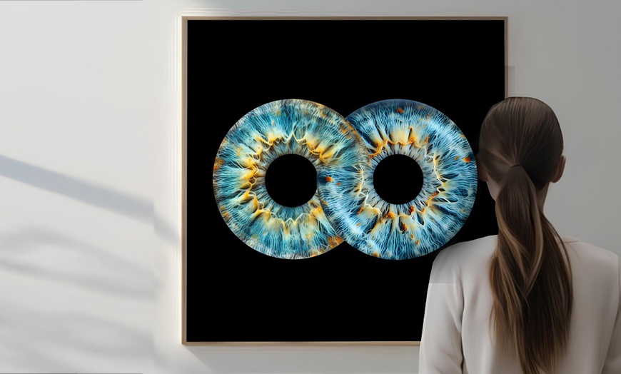 Image 8: Transform Your Eyes into Personalized Iris Art at Home