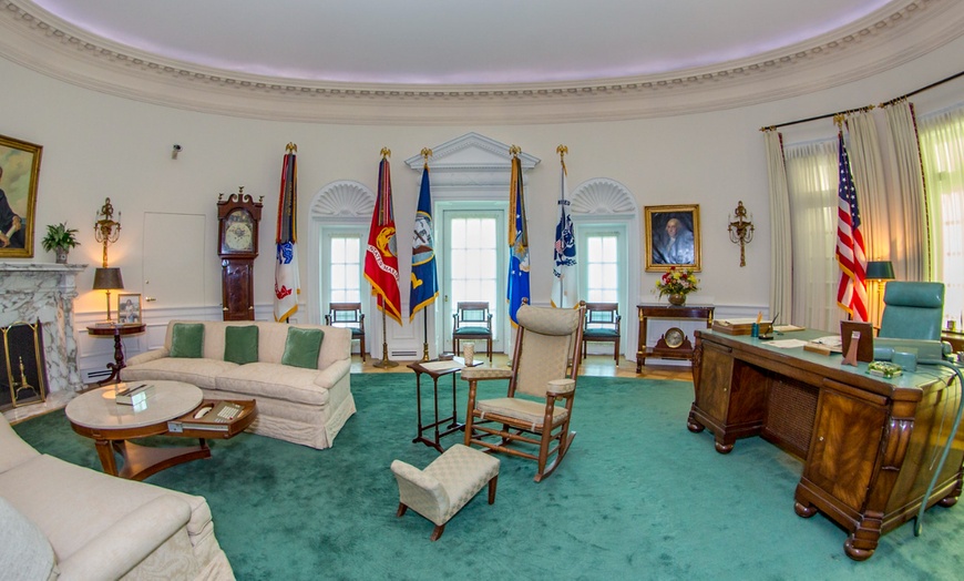 Image 8: Explore the LBJ Presidential Library and Museum 