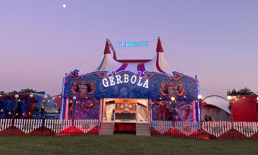 Image 2: Dublin’s Circus Gerbola: Christmas Show | 22 Dec 2025 – 04 Jan 2026