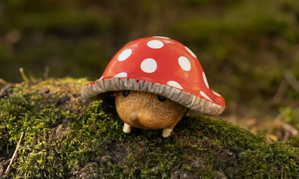 Hedgehog Mushroom Garden Figurines - Set of Three Resin Ornaments