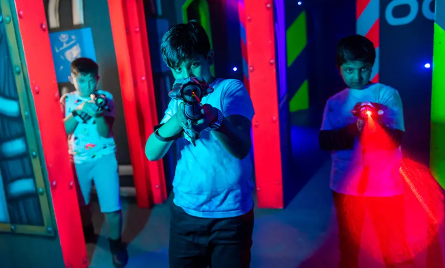 Image 2: Thrilling 2 x Laser Quest Games For One, Two, Four or Six Players 