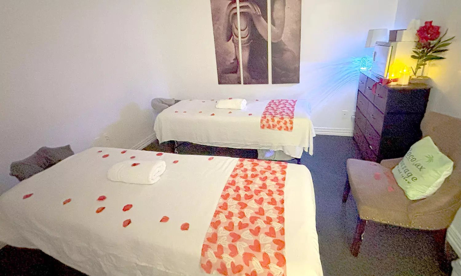 Indulge in 60- or 90-Min Thai Fusion Single or Couples Massages