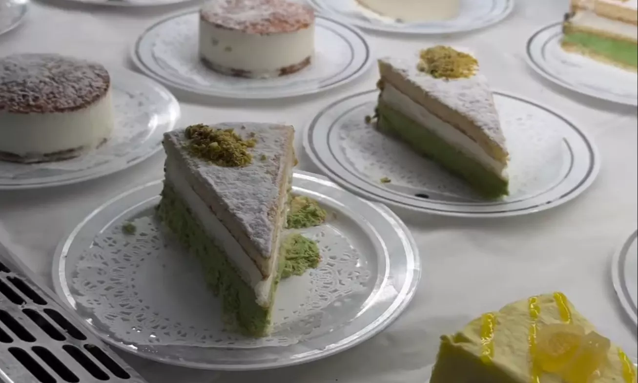 Discover North End Boston Food Tour with a Local Guide