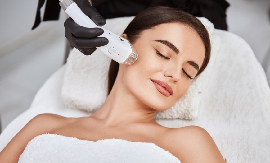 Image 3: Glow Up: 60 or 90-Minutes Aqua Pure or PAYOT Paris Facials 